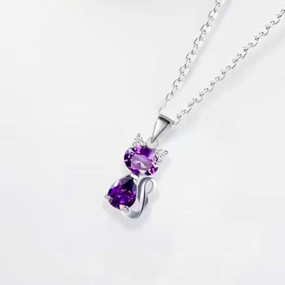 AYK Amethyst Crystal Cat Pendant & 18” Sterling Silver Chain - Picture 6 of 11